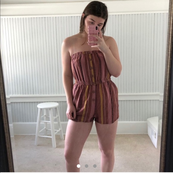 Urban Outfitters Pink Romper - Picture 2 of 4